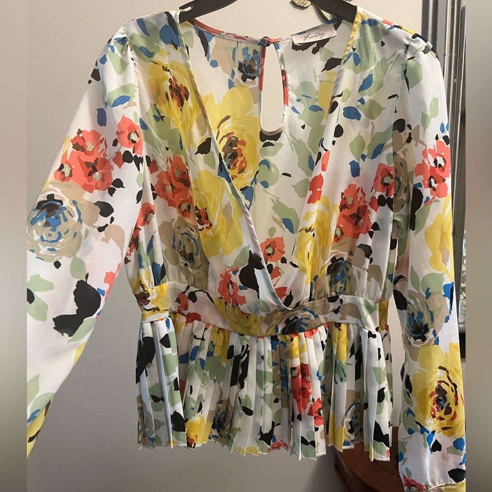 Freeway floral blouse